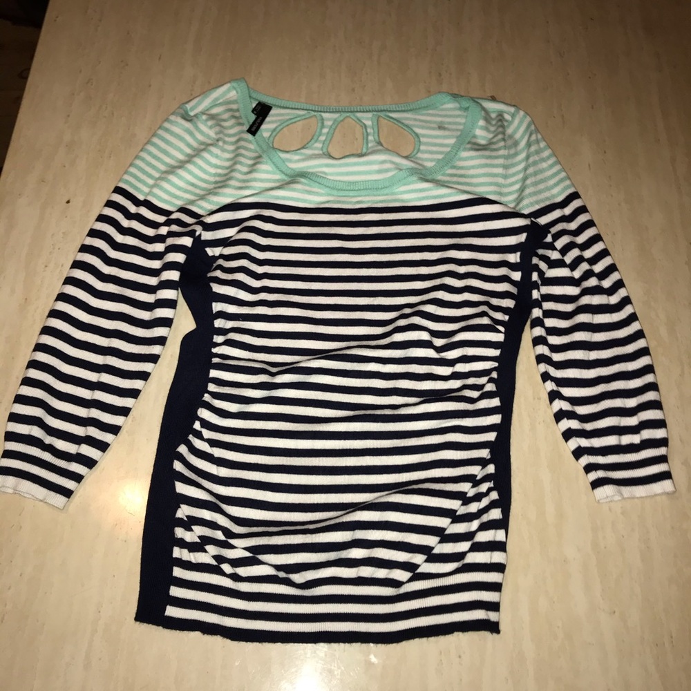 Medium striped shirt with cute cutouts